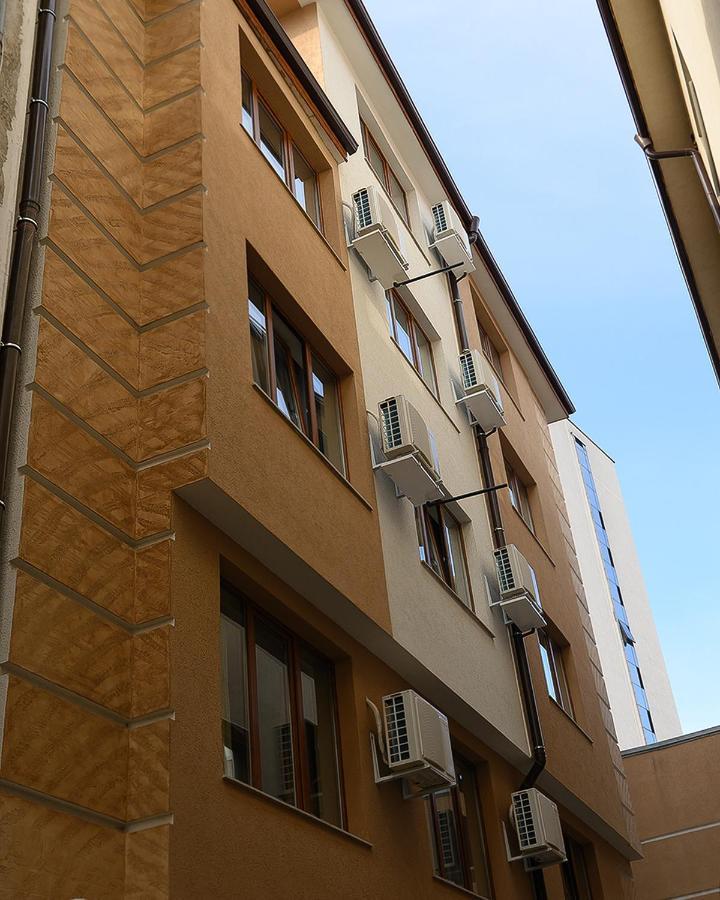 Leda Hotel 3*