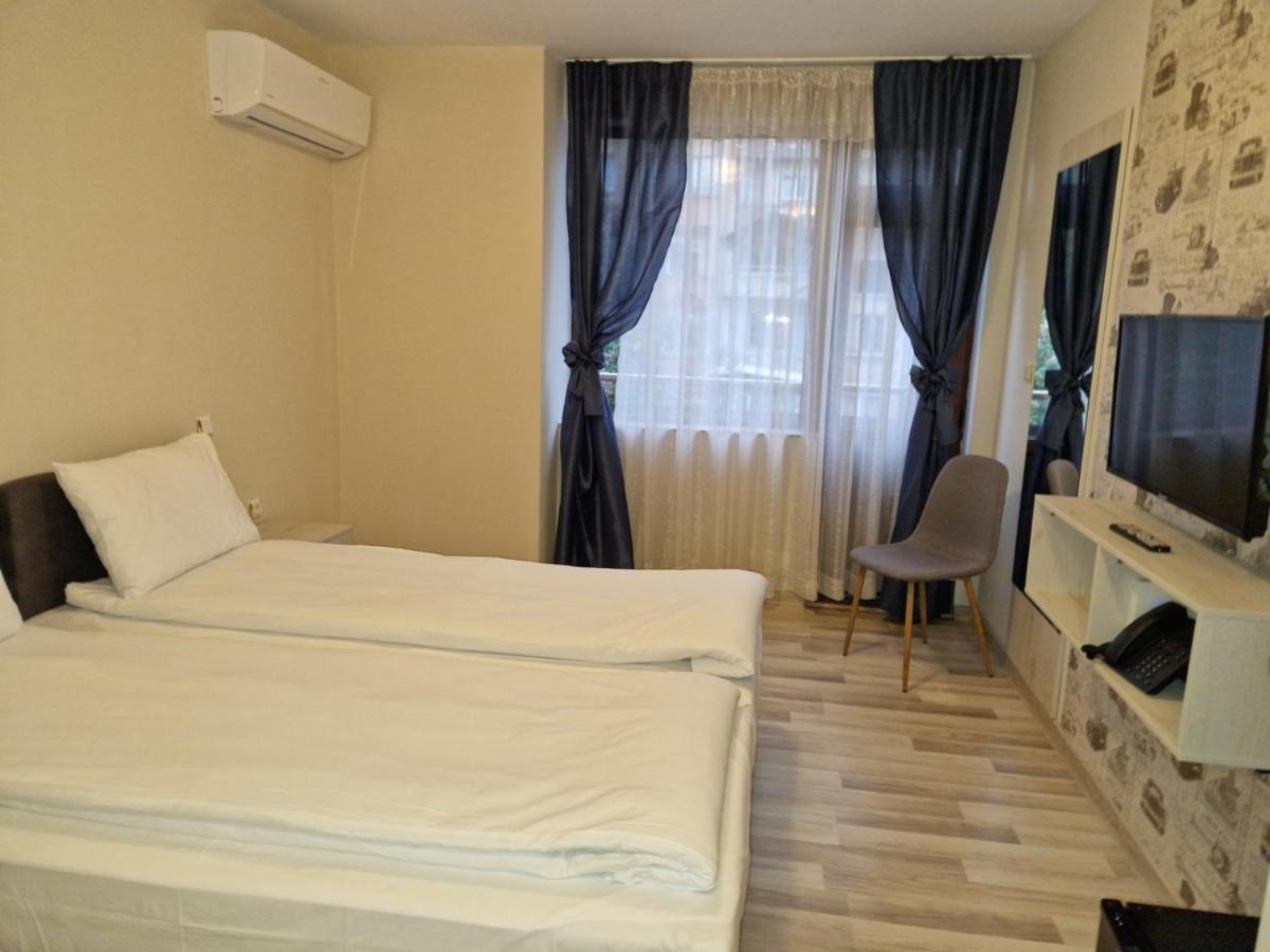 Leda Hotel
