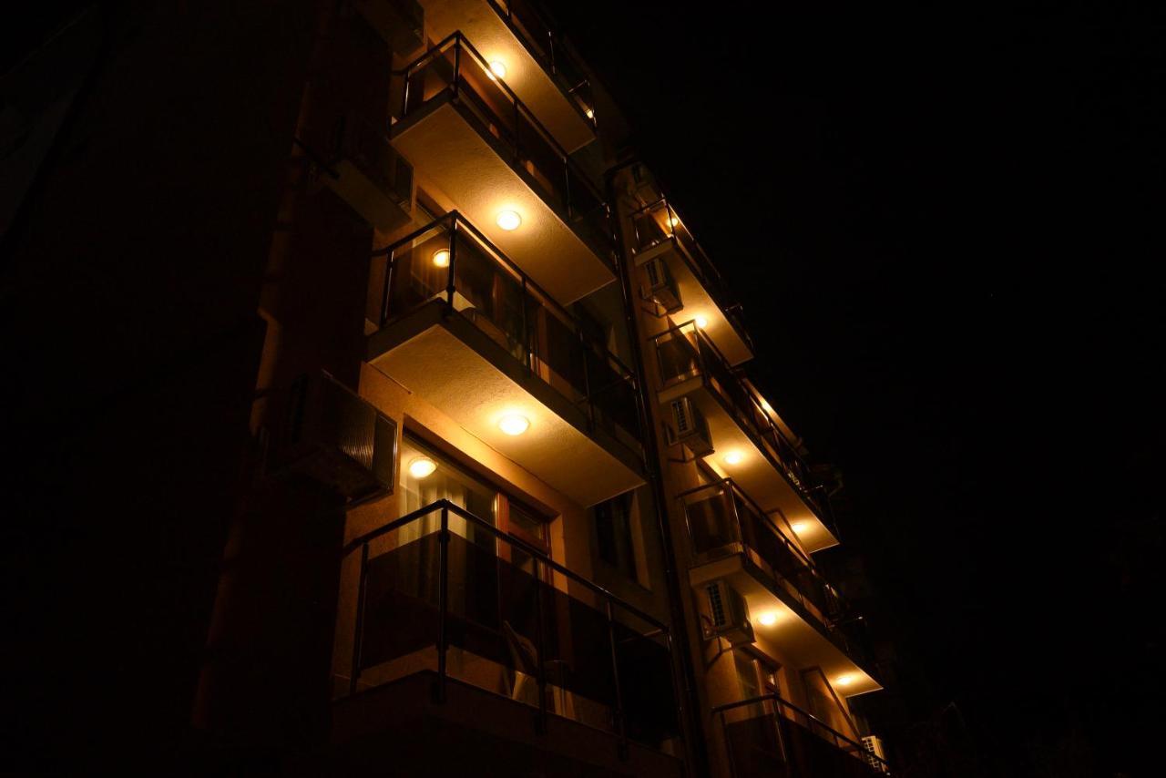Leda Hotel 3*