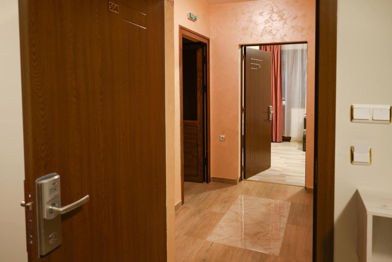 Hotel Leda